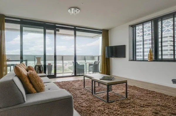 Anna van Buerenplein - Den Haag