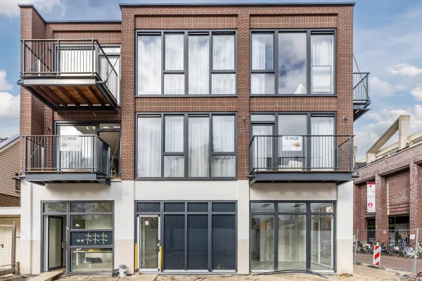 Hoofdweg - Nieuw-Vennep
